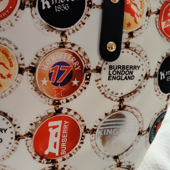 Authentic Burberry bottle cap nylon tote rare - Picture 7 of 15